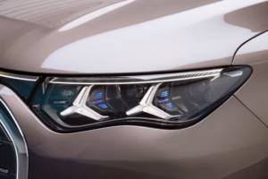 Meredes Benz pressile jagatud fotod uuest VLE-st