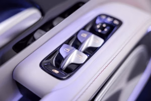 Meredes Benz pressile jagatud fotod uuest VLE-st