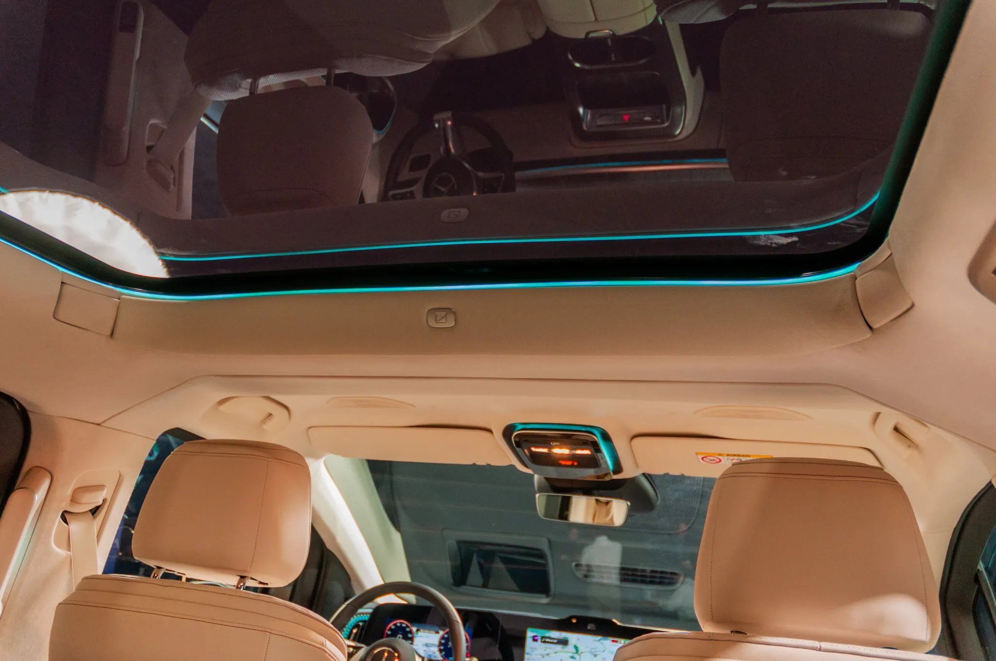 Pilt Mercedes Benz VLE sisust diileritele mõeldud Estiluselt