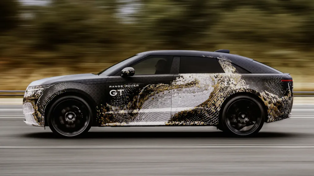 Range Rover GT: Briti luksusbränd teeb midagi täiesti ootamatut – luukpära või linnamaastur? 2 Range Rover GT in motion hero1.jpg