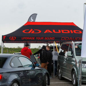 Augustfest 2026 DD Audio telk ja autod Pärnu Porsche Ringi boksialas